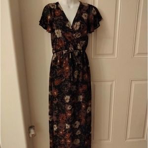 Charlotte Russe maxi dress. Woman S